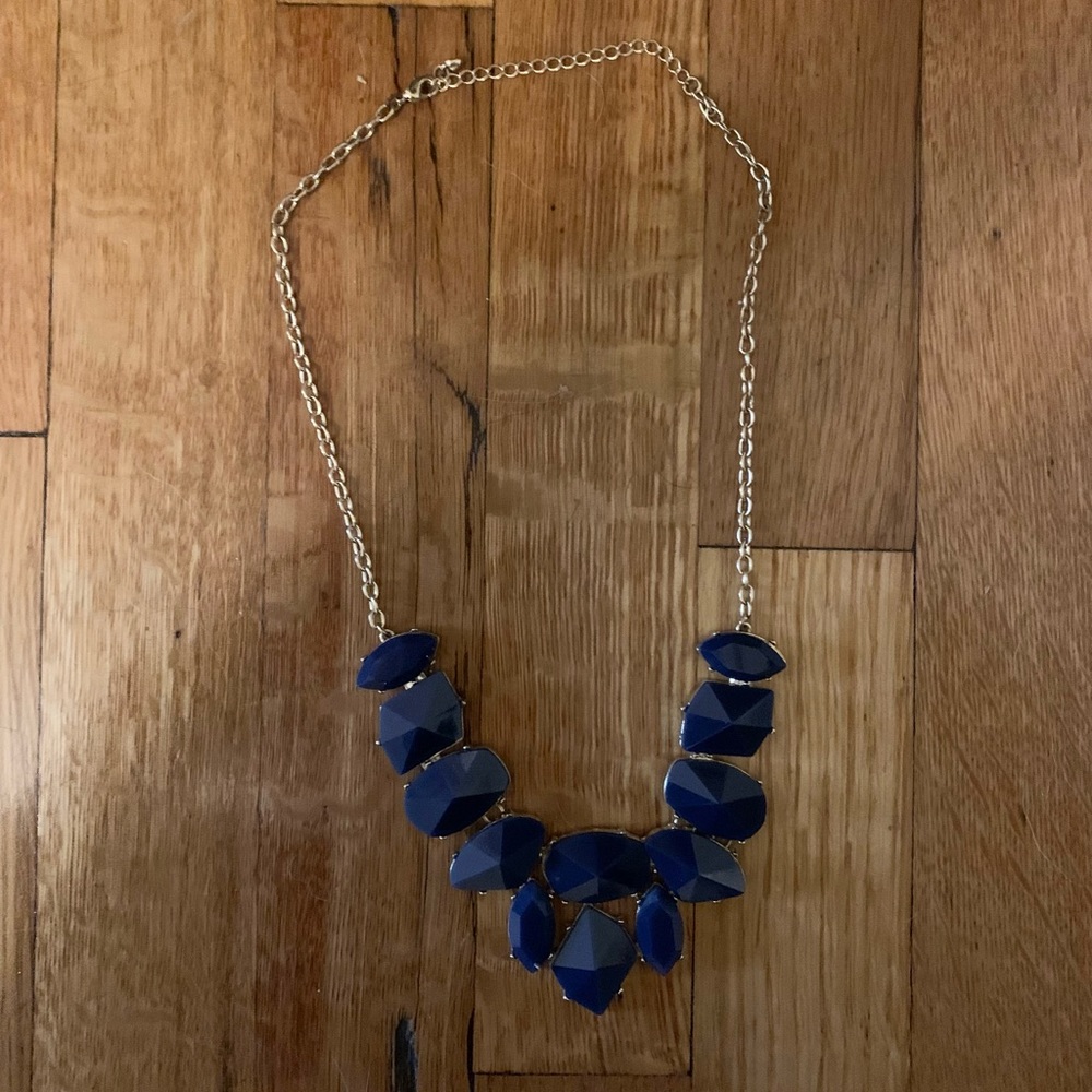 H & M statement necklace